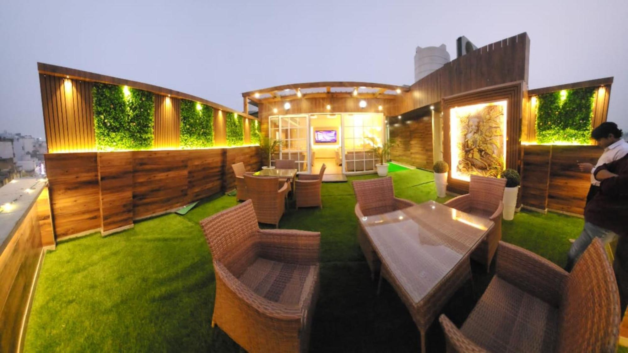 Hotel Gold Palace - 03 Mins Walk From New Delhi Railway Station المظهر الخارجي الصورة