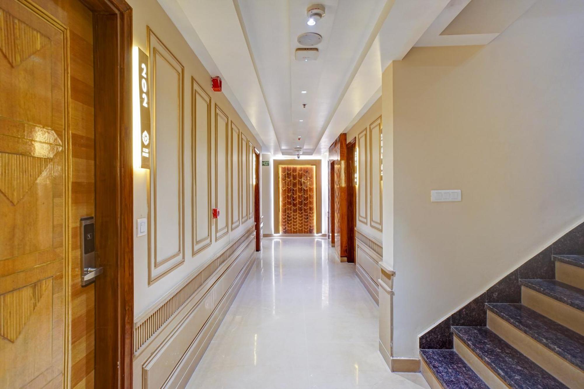 Hotel Gold Palace - 03 Mins Walk From New Delhi Railway Station المظهر الخارجي الصورة